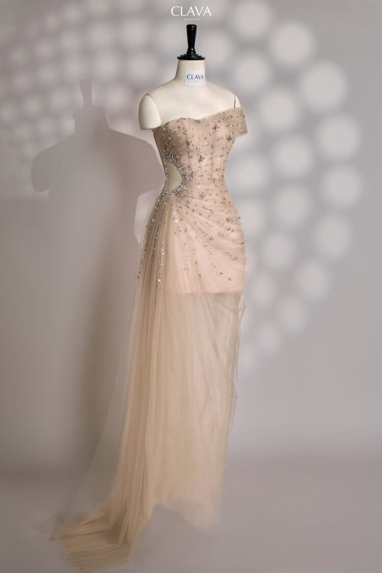 Alternative view of Clava Luna 25 Tailored Dress Design ( Custom Design )