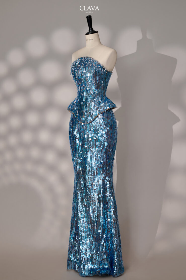 Alternative view of Clava Luz 26 Custom-Tailored Dress Set