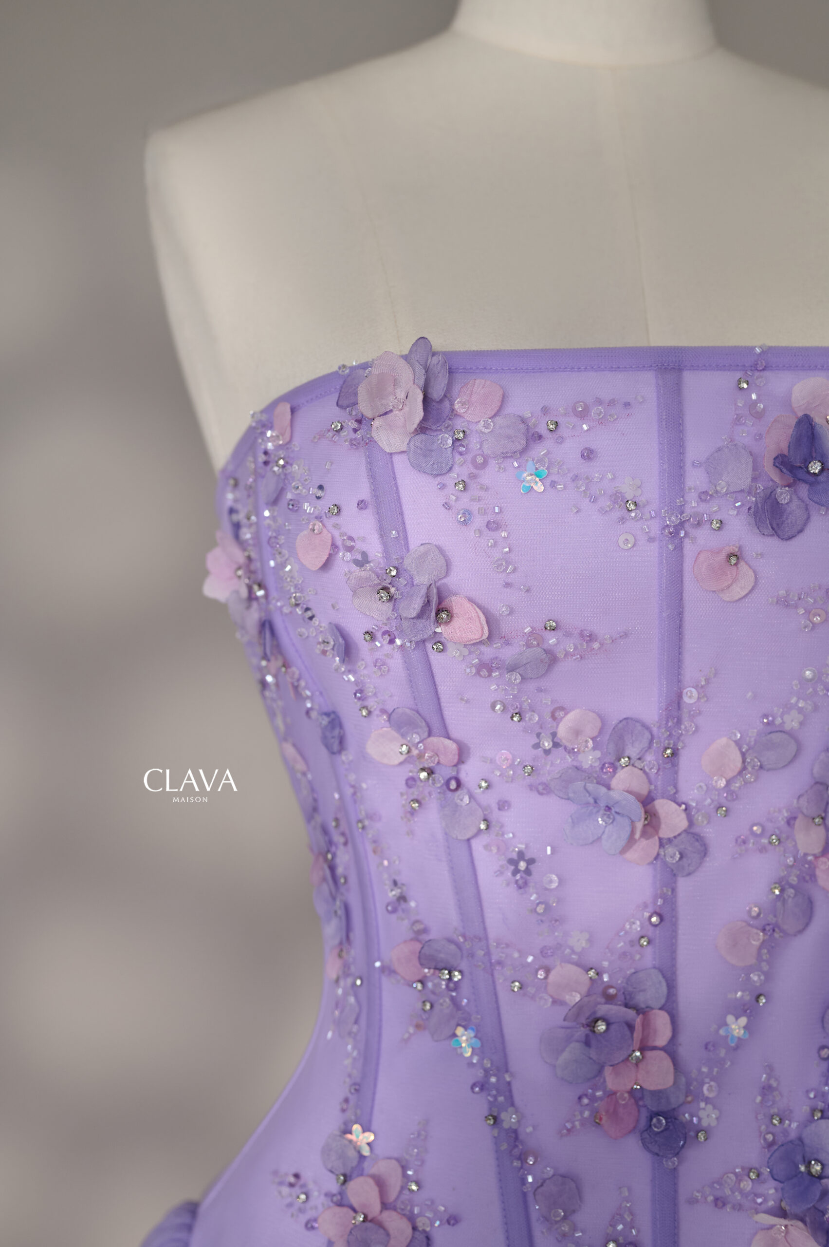 Clava Maribel 27 Custom-Tailored Dress - Image 8