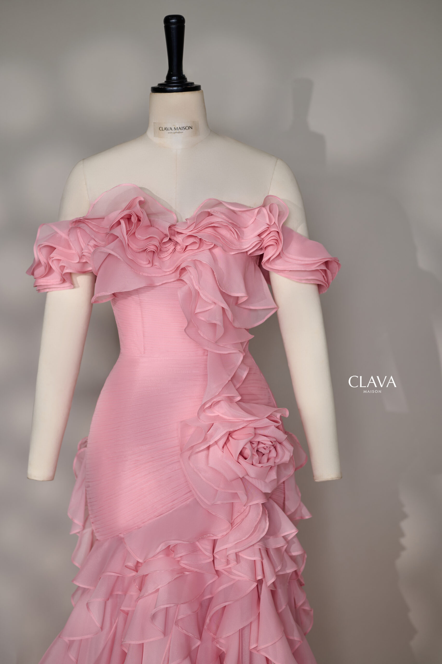 Clava Rosario 27 Custom-Tailored Dress - Image 5