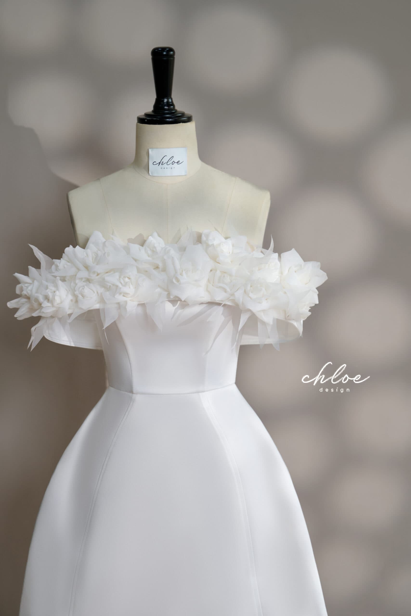 Clava Altelier Rosario 26 Custom-Tailored Dress - Image 4